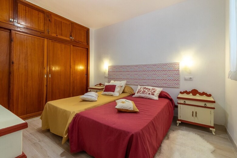 Apartamentos 35010d05 - Gravina 39, Esc. Dcha. 3�a