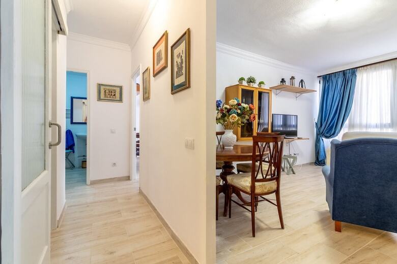 Apartamentos 35010d05 - Gravina 39, Esc. Dcha. 3�a