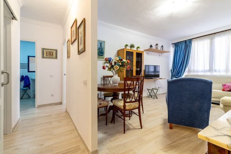 Apartamentos 35010d05 - Gravina 39, Esc. Dcha. 3�a