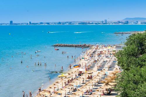 Iris Hotel All Inclusive