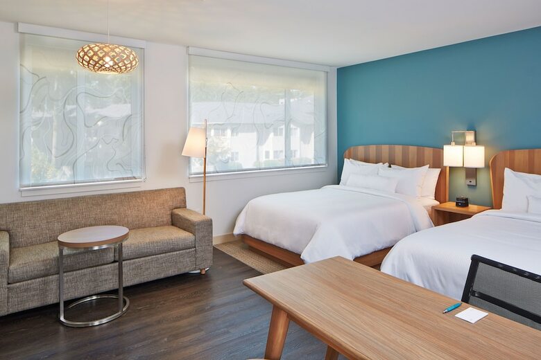 Hotel Element Denver International Airport