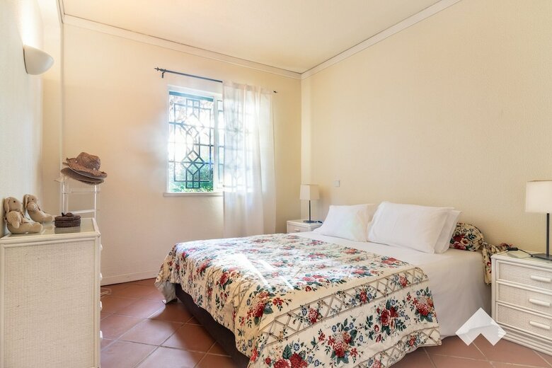 Jgf201 � Spacious Villa In Jardim Do Golfe Pool