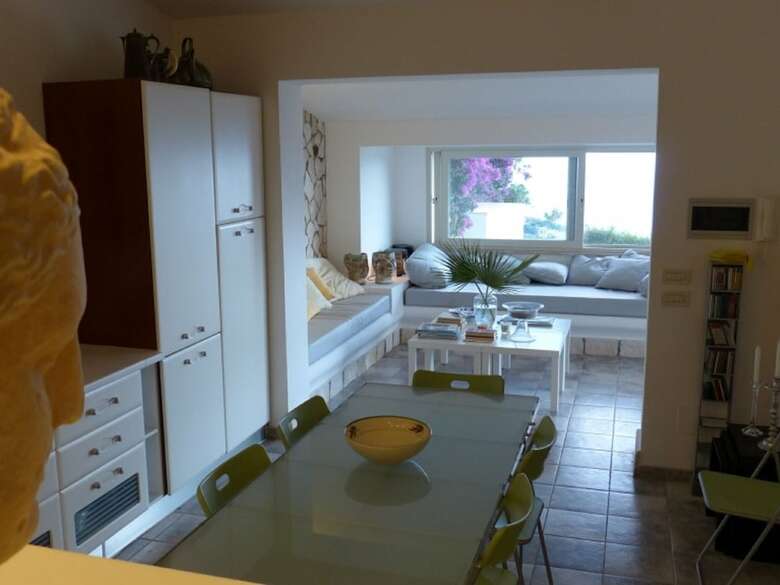 Cozy Villa In Sperlonga With Garden