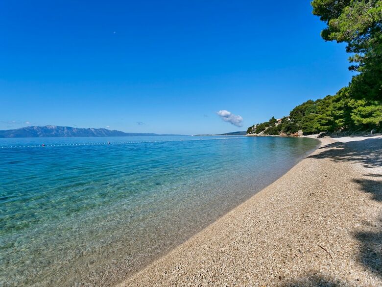 Simplistic Apartment In Drvenik Near Beach Lu?ica