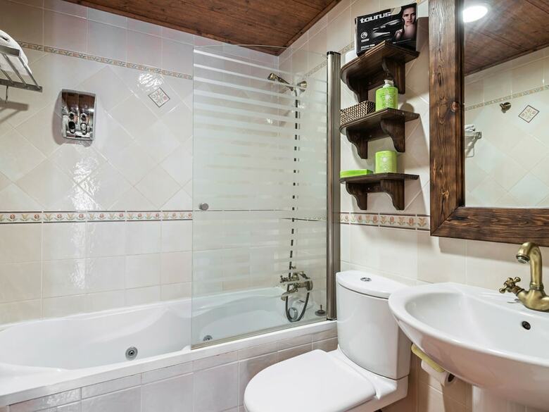 Delightful Apartment In Gudar With Fireplace