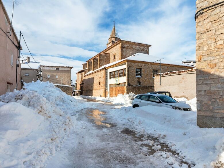 Delightful Apartment In Gudar With Fireplace