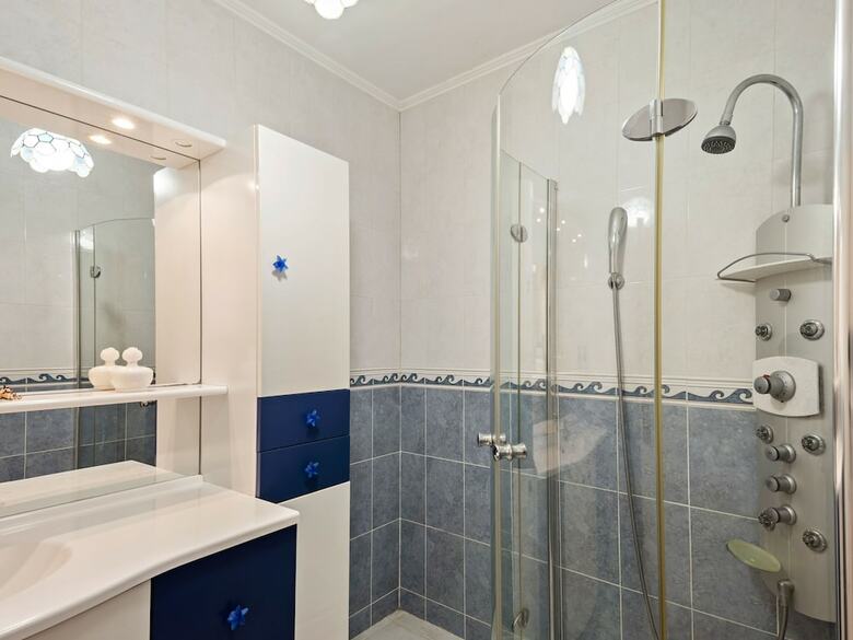 Aesthetic Apartment In Nice With Swimming Pool