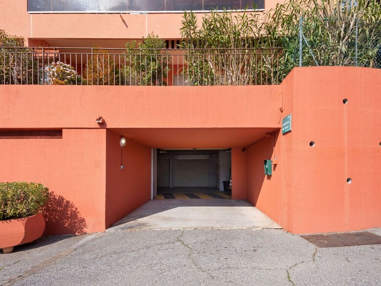 Aesthetic Apartment In Nice With Swimming Pool