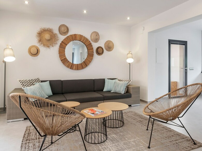 Comfortable Villa In Calpe With Pool, Terrace & Garden