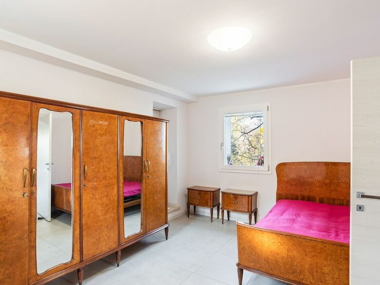 Charming Apartment In Monteprandone With Garden