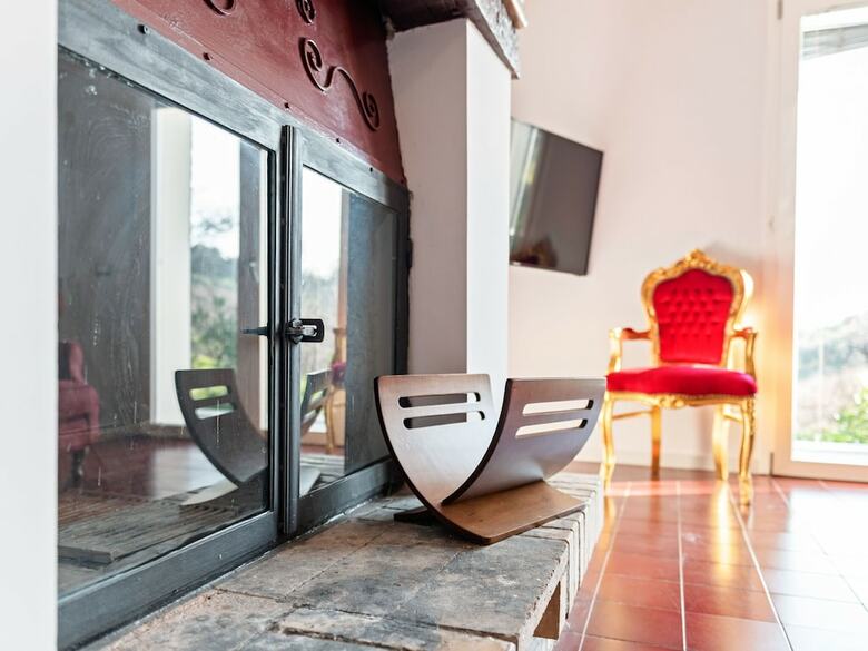 Charming Apartment In Monteprandone With Garden