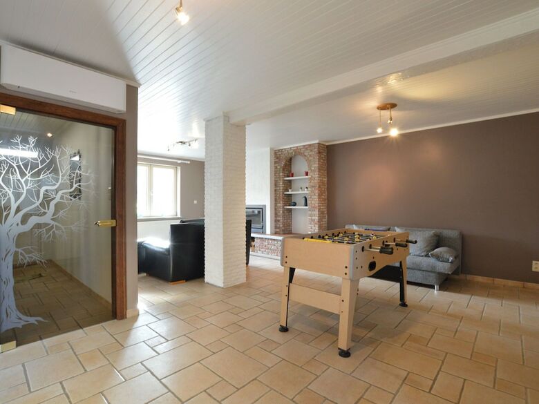 Spacious Holiday Home In Gingelom With Garden