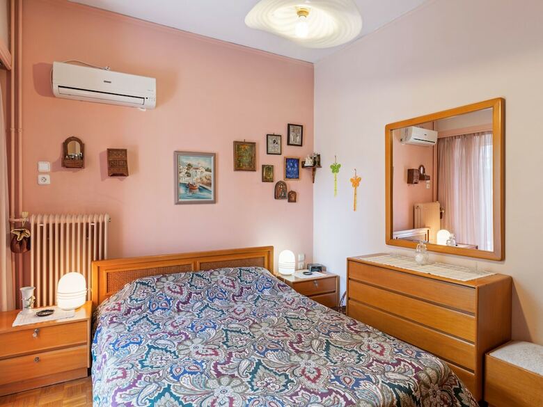 Tasteful Apartment In Athens With Air-conditioning