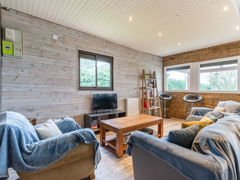 Spacious Holiday Home In Surrain With Patio