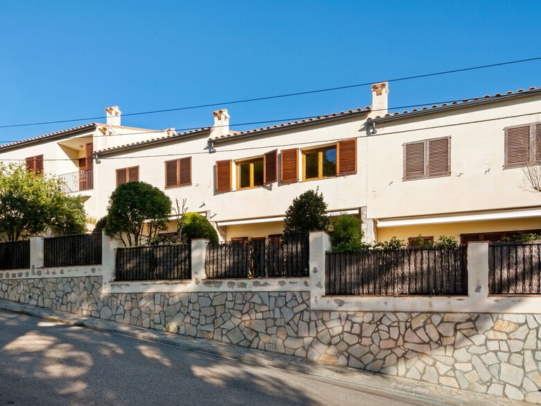 Villa Spacious Apartment In Begur With Swimming Pool