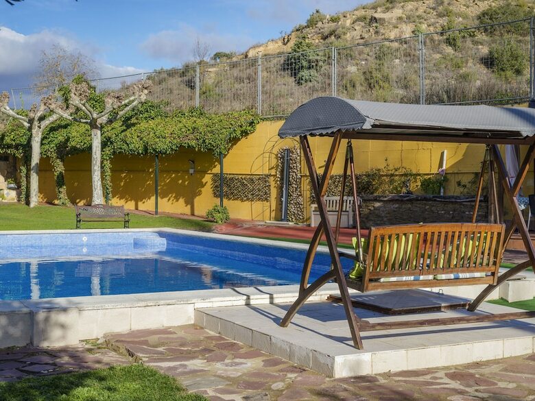 Lassy Villa In Assa, �lava With Private Pool