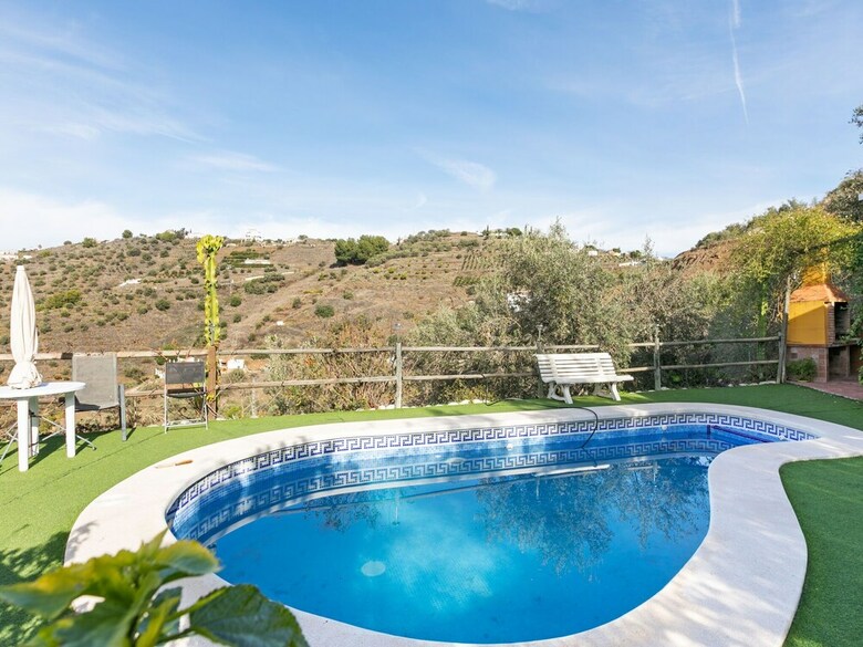 Tranquil Cottage In Torrox With Private Swimming Pool
