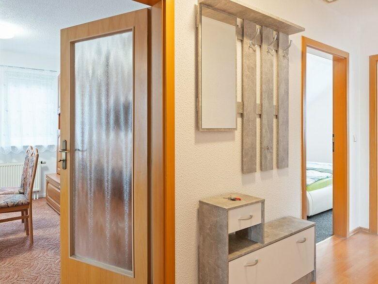 Cosy Apartment In Dresden With Swimming Pool
