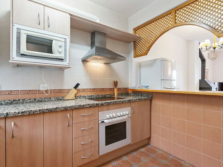 Impressive Apartment In Alcauc�n With Swimming Pool