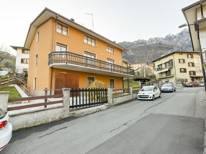 Cozy Apartment In Angolo Terme Bs With Heating