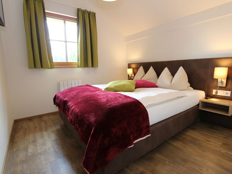 Cozy Chalet In Wei�priach With Terrace
