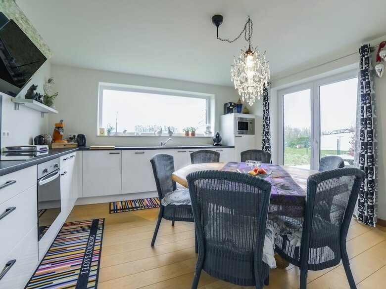 Charming Holiday Home In Seloignes With Garden