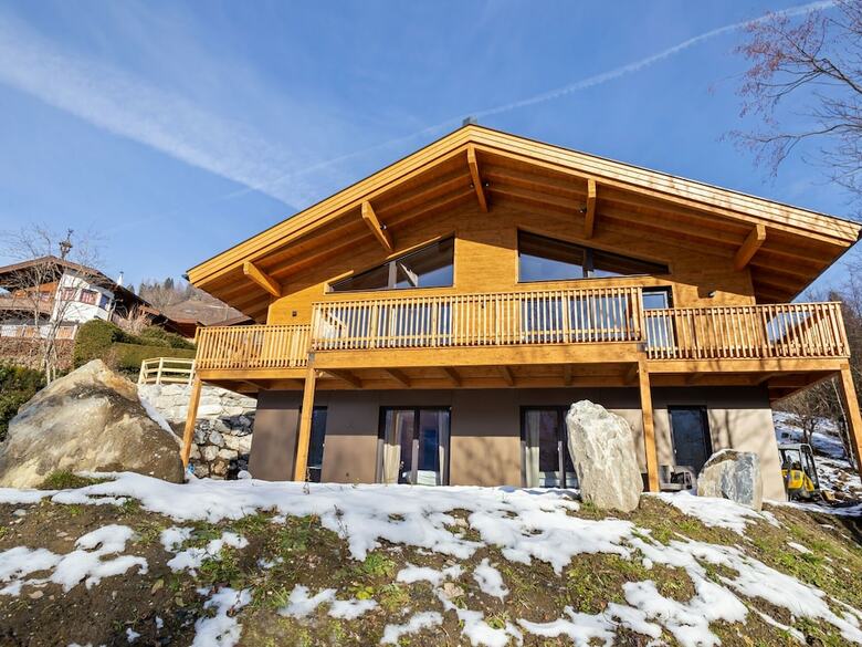 Superb Chalet In Niedernsill With Garden
