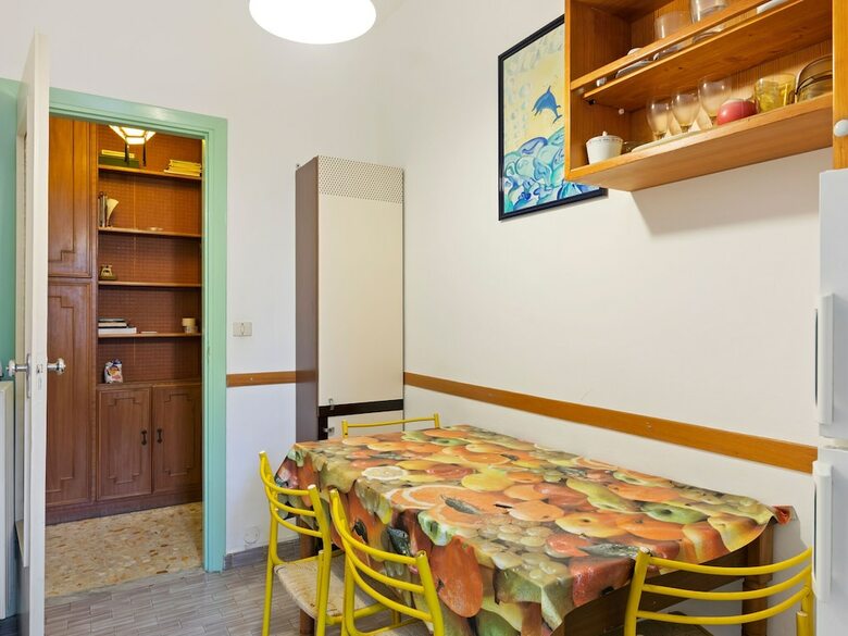 Cosy Apartment In Sanremo With Balcony