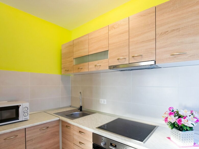 Delightful Apartment In Vir With Garden