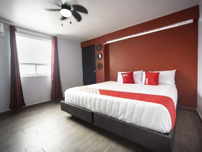 Oyo Hotel Sf Express