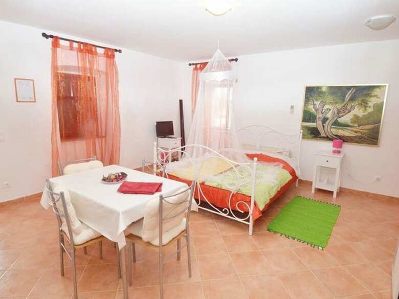 Beautiful Holiday Home In Rovinj With Private Terrace
