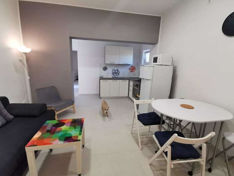 Boutique Apartment In Pirovac With Terrace