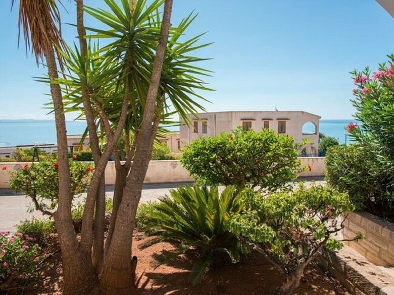 Alluring Holiday Home In Sciacca Near Beach