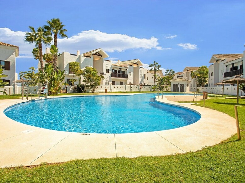 Spacious Apartment In San Roque With Swimming Pool