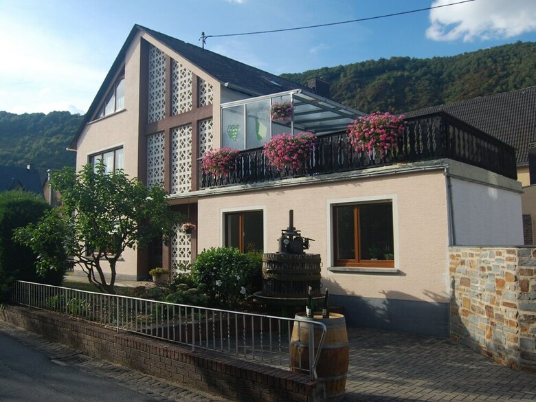 Beautiful Holiday Home In Ernst With Balcony