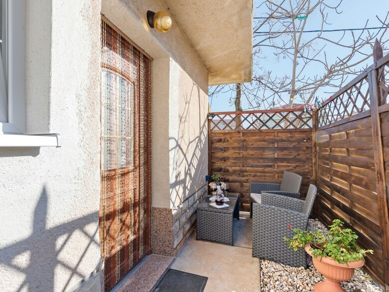 Cosy Holiday Home In Zadar With Garden