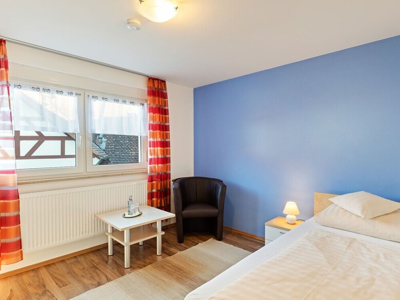 Apartamentos Alluring Holiday Home In Kunreuth With Garden