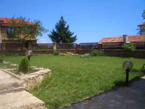 Villa Ira