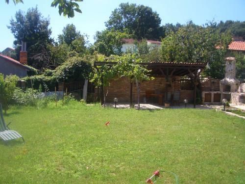 Villa Ira