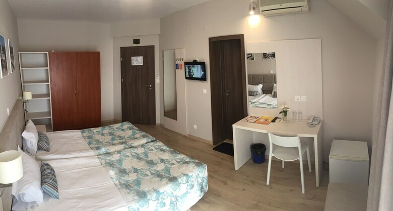 Helios Hotel