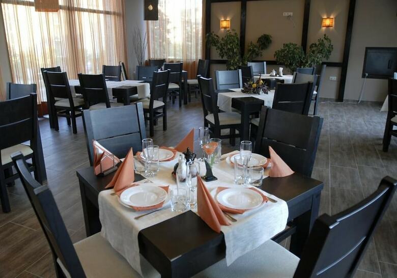 Aparthotel Rose Village