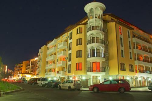 Aparthotel Pmg Royal Sun Apartments