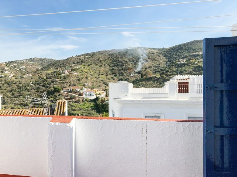 Apartamento Homely Holiday Home In M�laga With Terrace