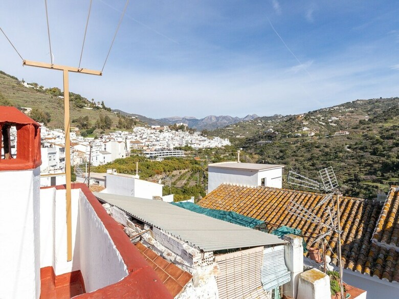 Apartamento Homely Holiday Home In M�laga With Terrace