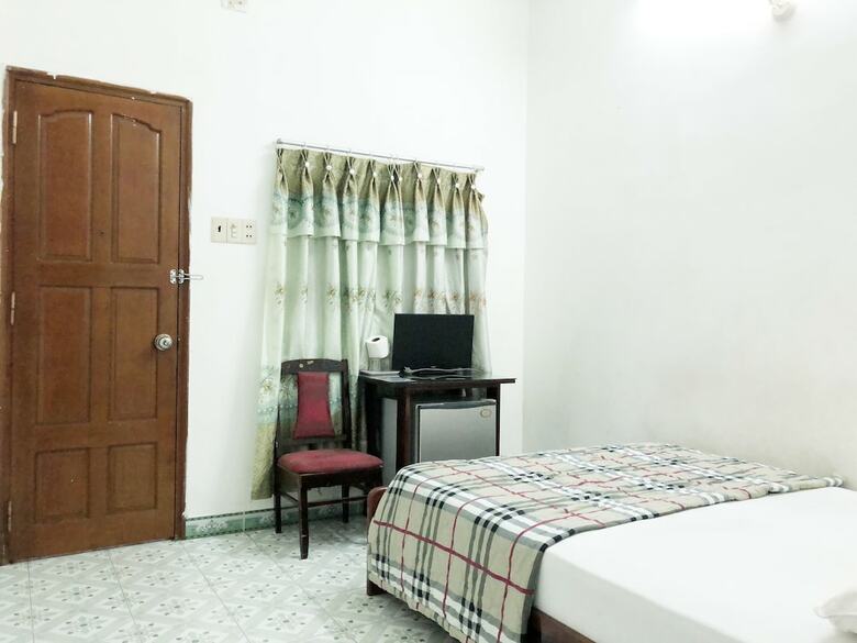 Spot On 1112 Thuy Tram Hotel 3