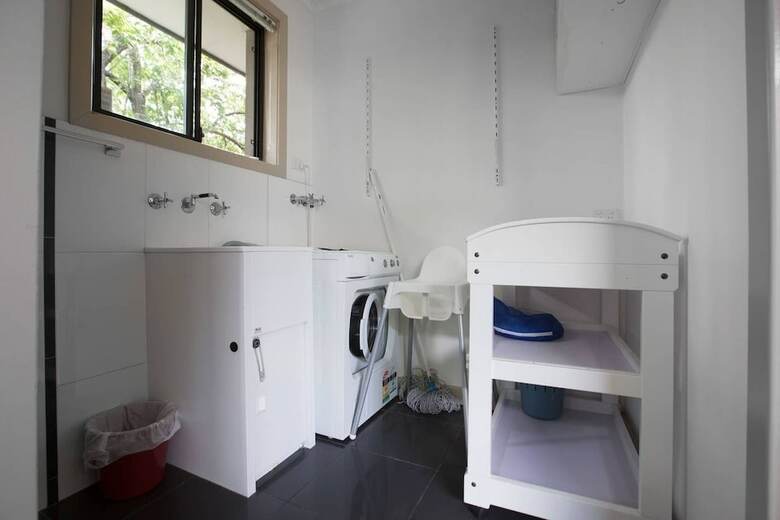 Spacious 3bedrooms Big House@mitcham