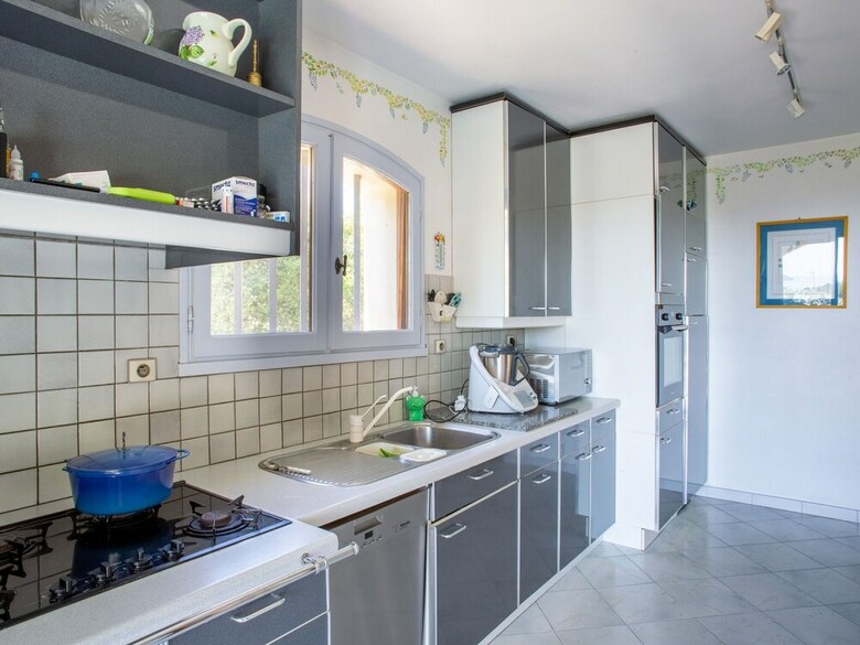 Premium Villa In Ollioules With Swimming Pool
