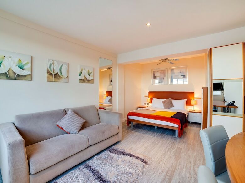 Apartamentos Captivating Studio In London With Jacuzzi