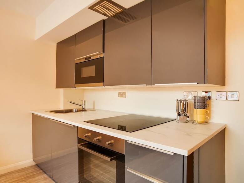 Modern Apartment In London With Sauna