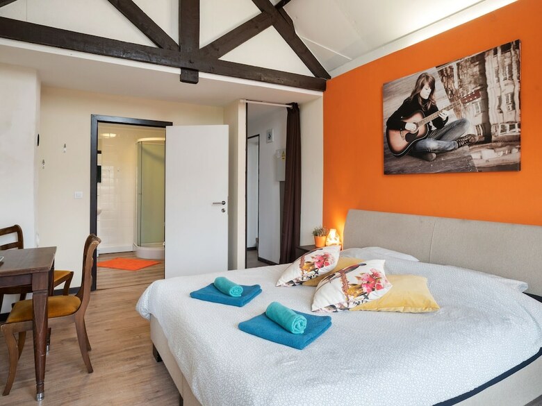 Gorgeous Apartment In Houffalize With Sauna